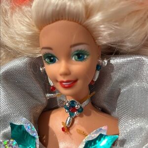 Vintage 1995 Blonde Holiday Barbie NIB